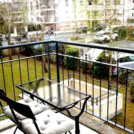 Superbe T2 De 50m2 Pres De Geneve A Julien En Genevois Ideal Pour Couple Avec 2 Enfants Jusqu'a 18 Ans Saint-Julien-en-Genevois